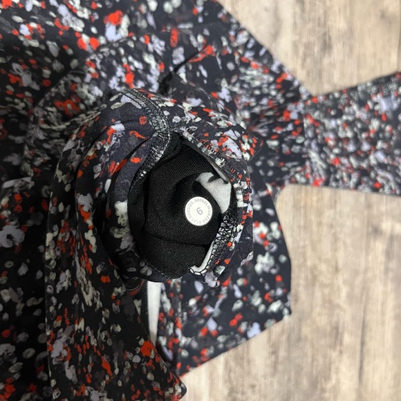 Lululemon Align High-Rise Pant 28” in Water Blossom Multi ❤️😊❤️ - Picture 5 of 5